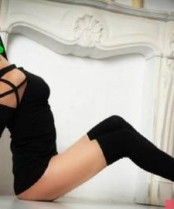 Я знаю, как доставить настоящее удовольствие. Мои услуги откроют для тебя новые грани наслаждения. Разнообразие моих возможностей не оставит равнодушным ни одну желающую душу. В моём арсенале соблазнительная эротика, трогательный массаж и особые игры для взрослых. Мои фотографии говорят сами за себя, а отзывы моих клиентов лишний раз подчеркивают мою уникальность. Живу в Москве и готова погрузиться с тобой в мир наслаждения. 🌟😘🔥🔞#индивидуалка #опытна #нежность #услуги #Москва 6272, 22 года